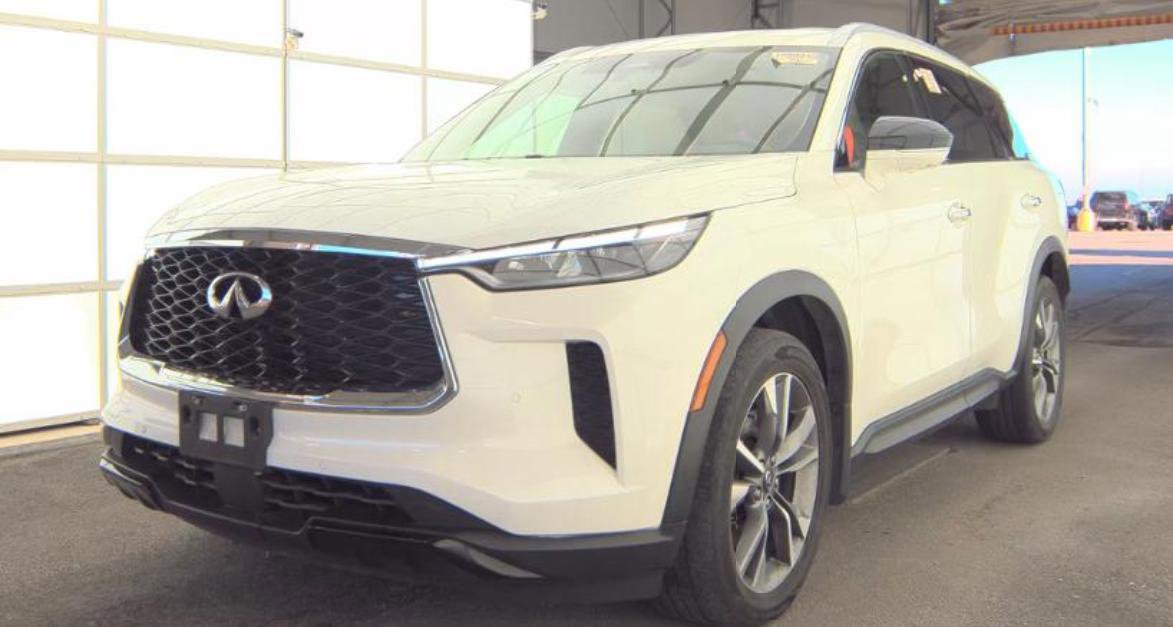 Used 2023 INFINITI QX60 Luxe w/ Cargo Package