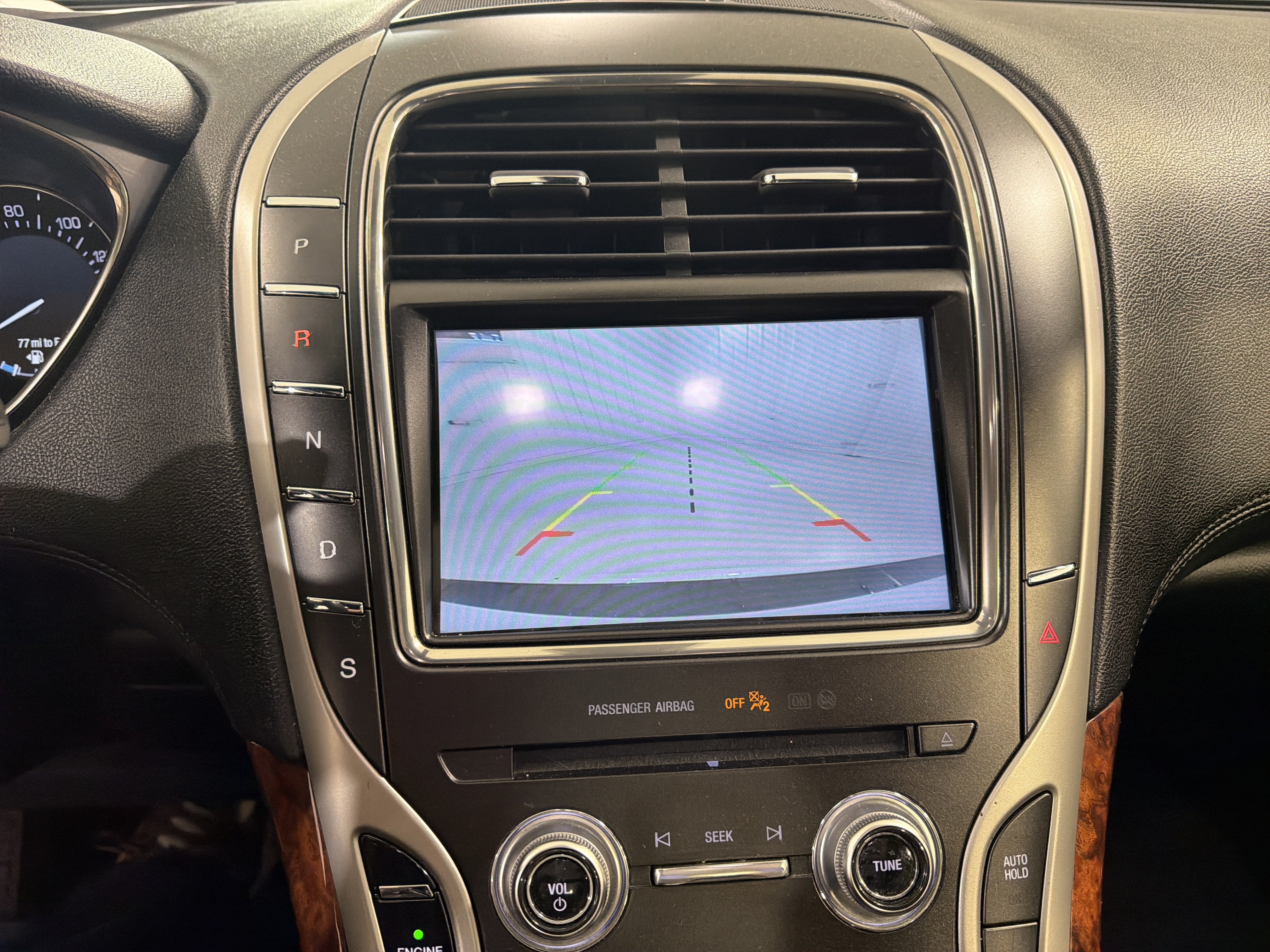 Used 2018 Lincoln MKX Reserve w/ Lincoln MKX Climate Package FWD image 19