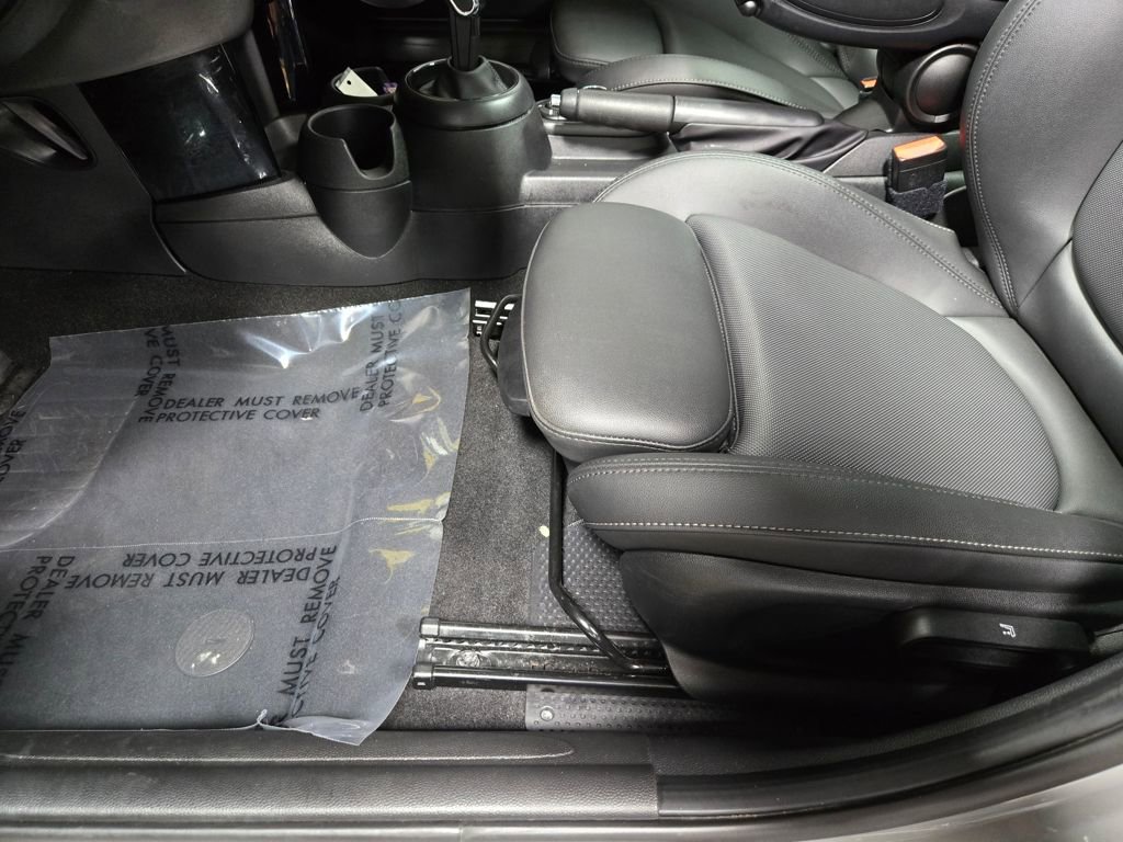 Used 2023 MINI Cooper S image 11