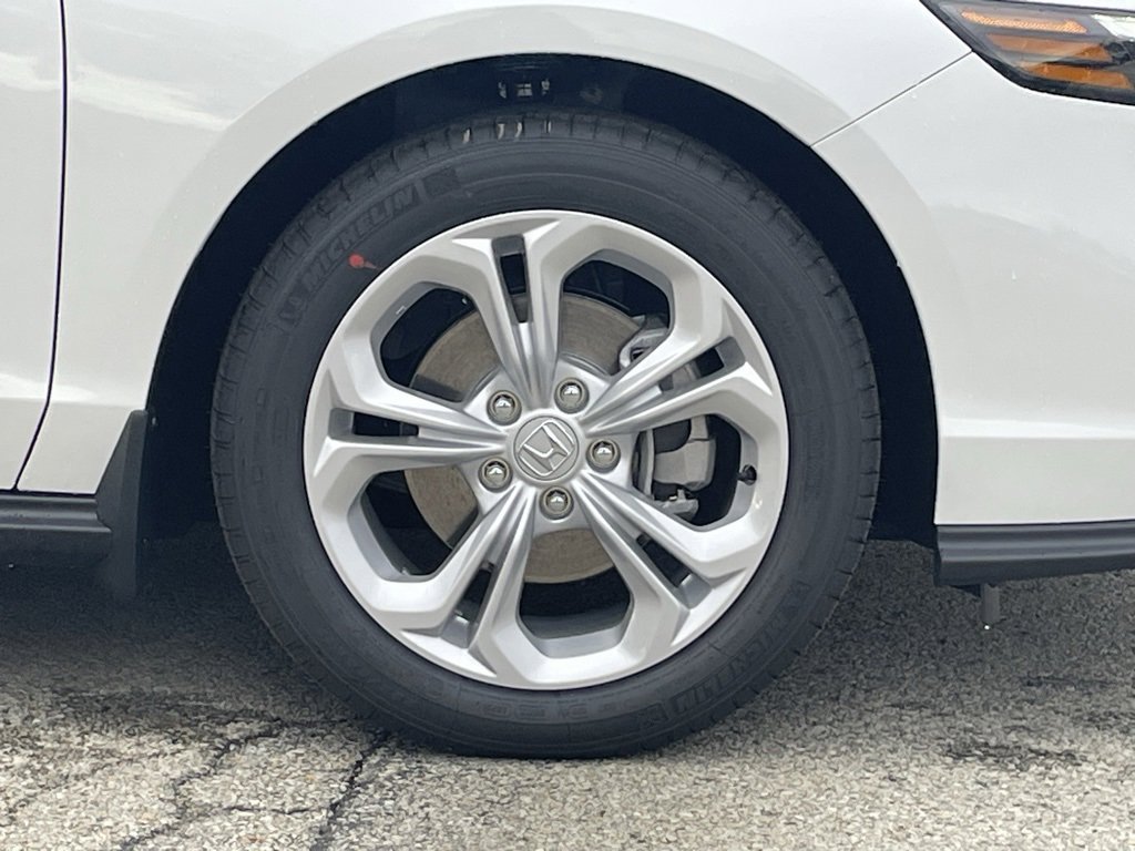 New 2025 Honda Accord LX image 9