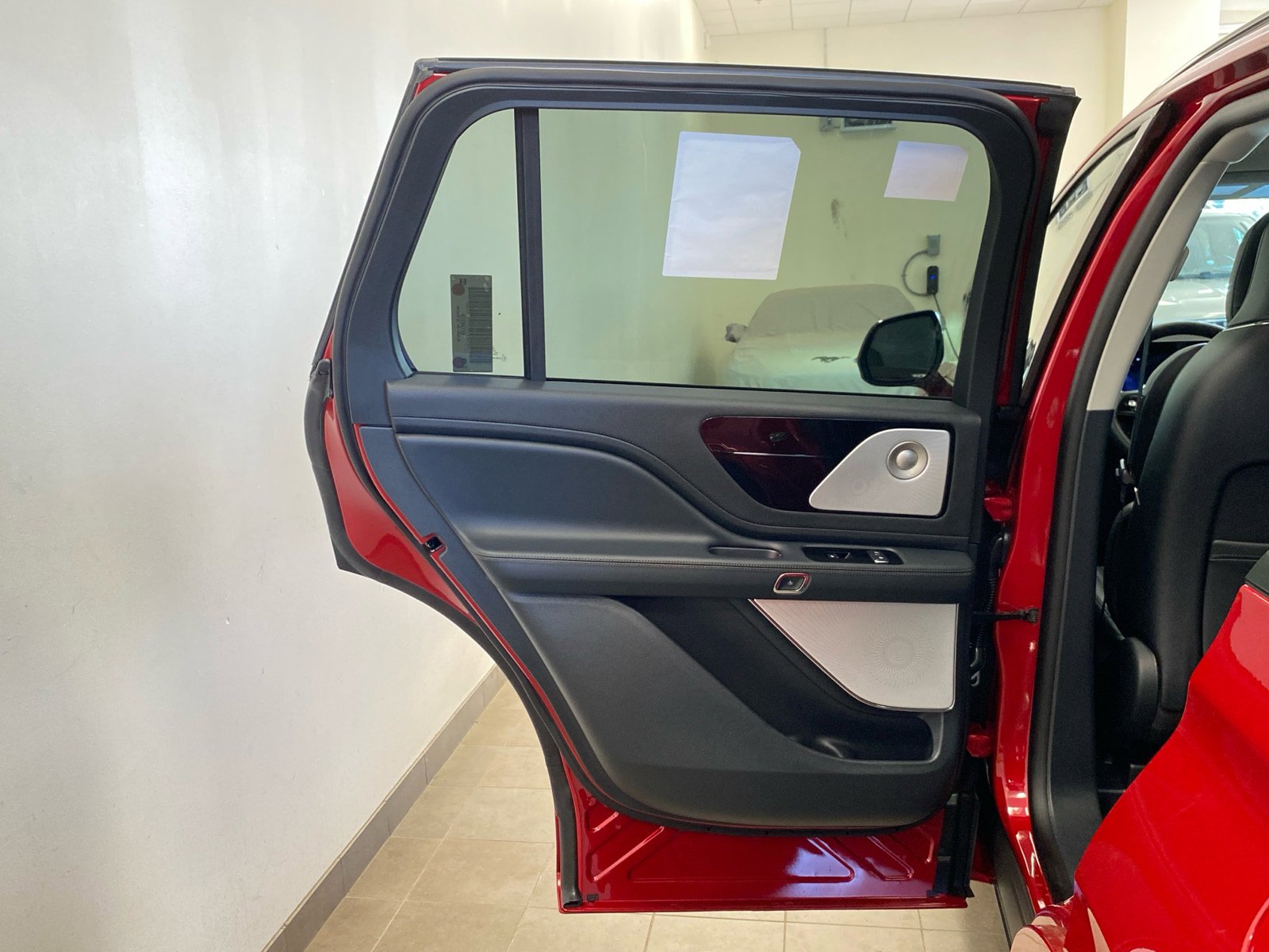 New 2026 Lincoln Aviator Reserve AWD/4WD image 15