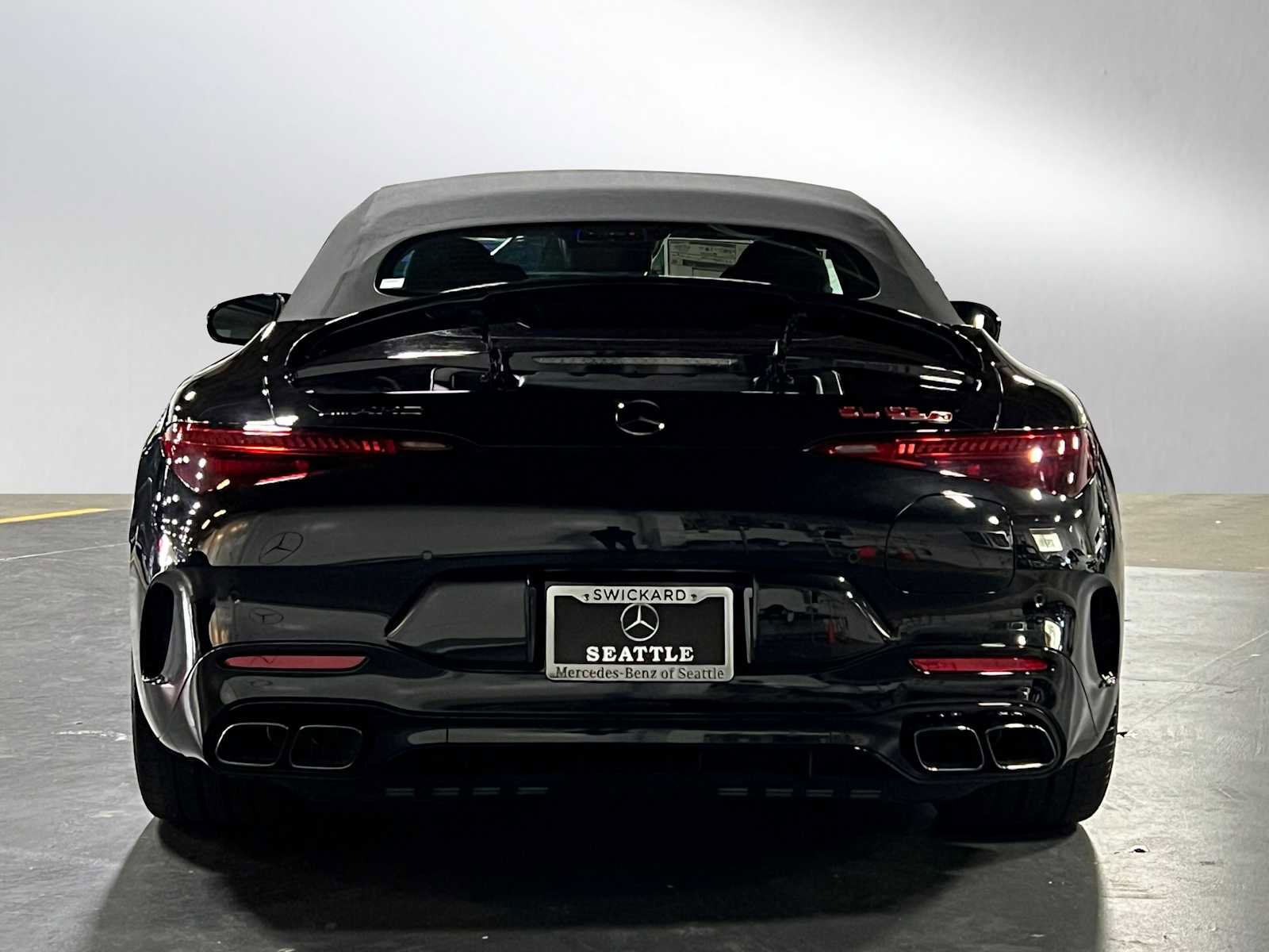 New 2025 Mercedes-Benz SL 63 AMG S e Performance 4MATIC image 4