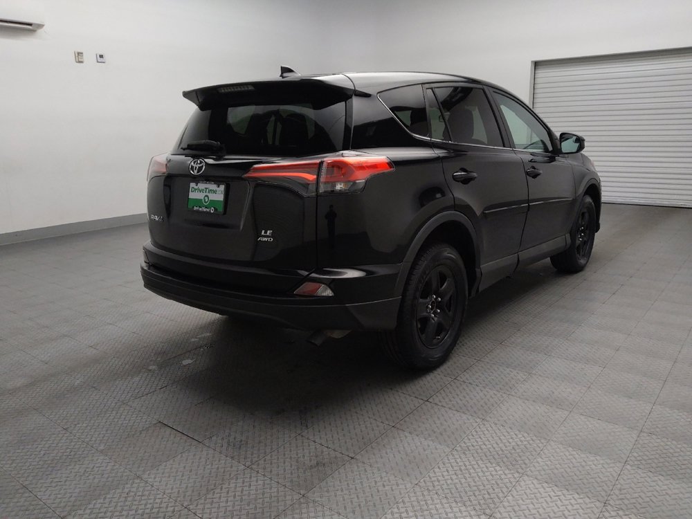 Used 2018 Toyota RAV4 LE w/ All Weather Liner Package AWD/4WD image 9