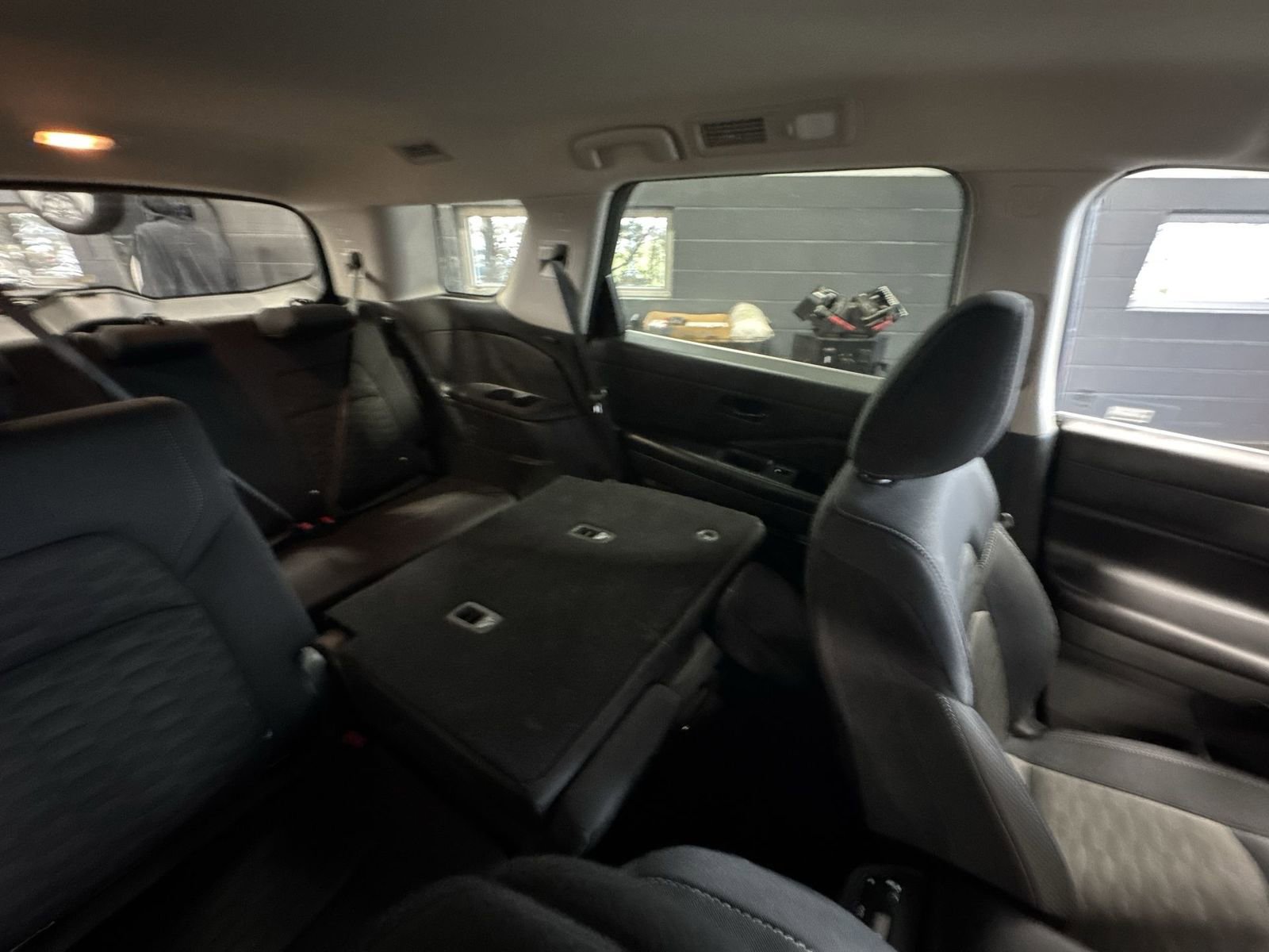 Certified 2025 Nissan Pathfinder SV image 6