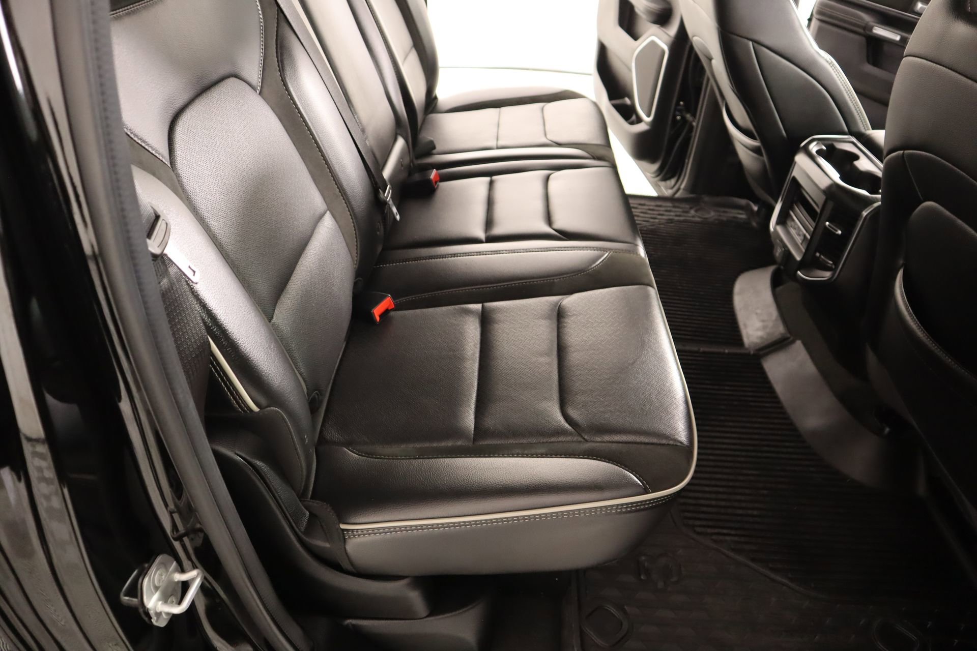 Used 2023 RAM 1500 Laramie image 15