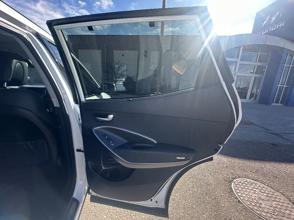 Used 2017 Hyundai Santa Fe Sport w/ 2.0T Ultimate Tech Package 05 image 22