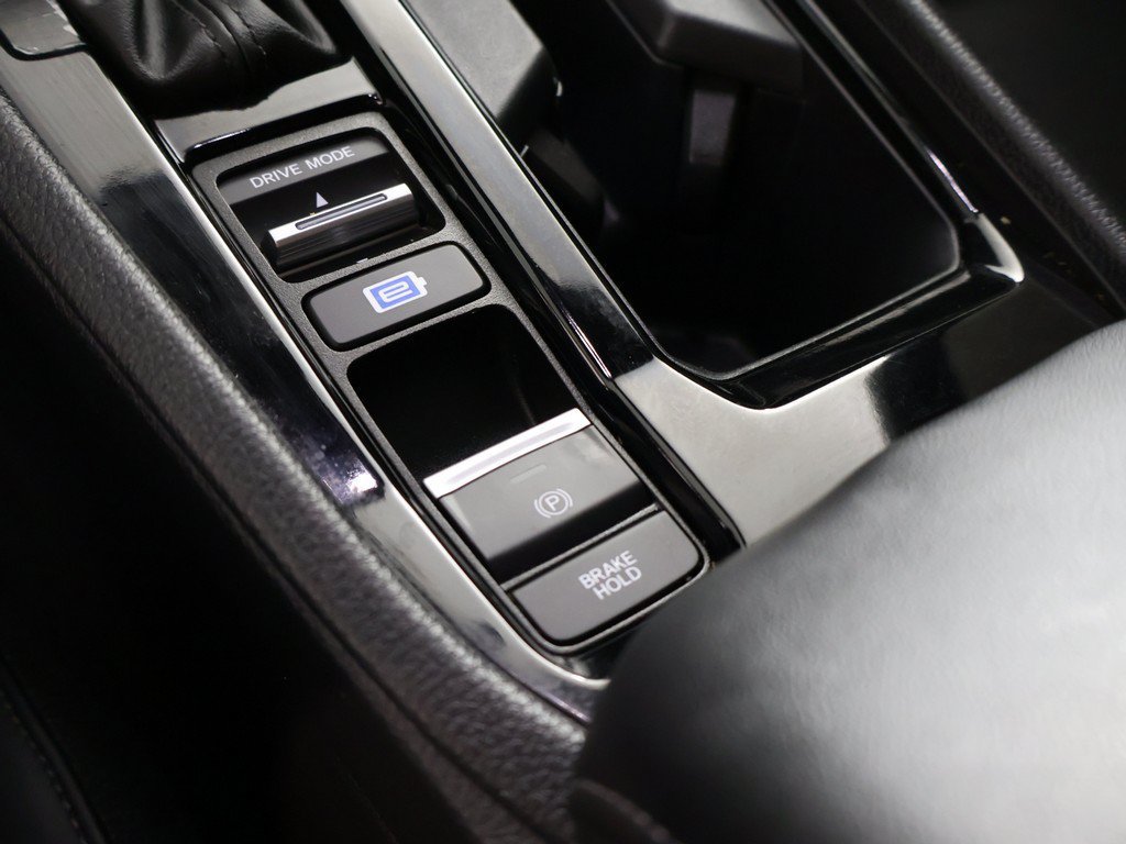 Used 2025 Honda Accord Sport image 48