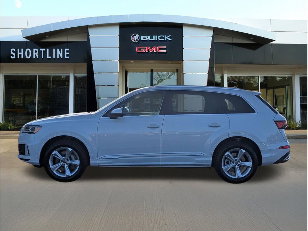Used 2023 Audi Q7 2.0T Premium Plus w/ Premium Plus Package AWD/4WD image 6