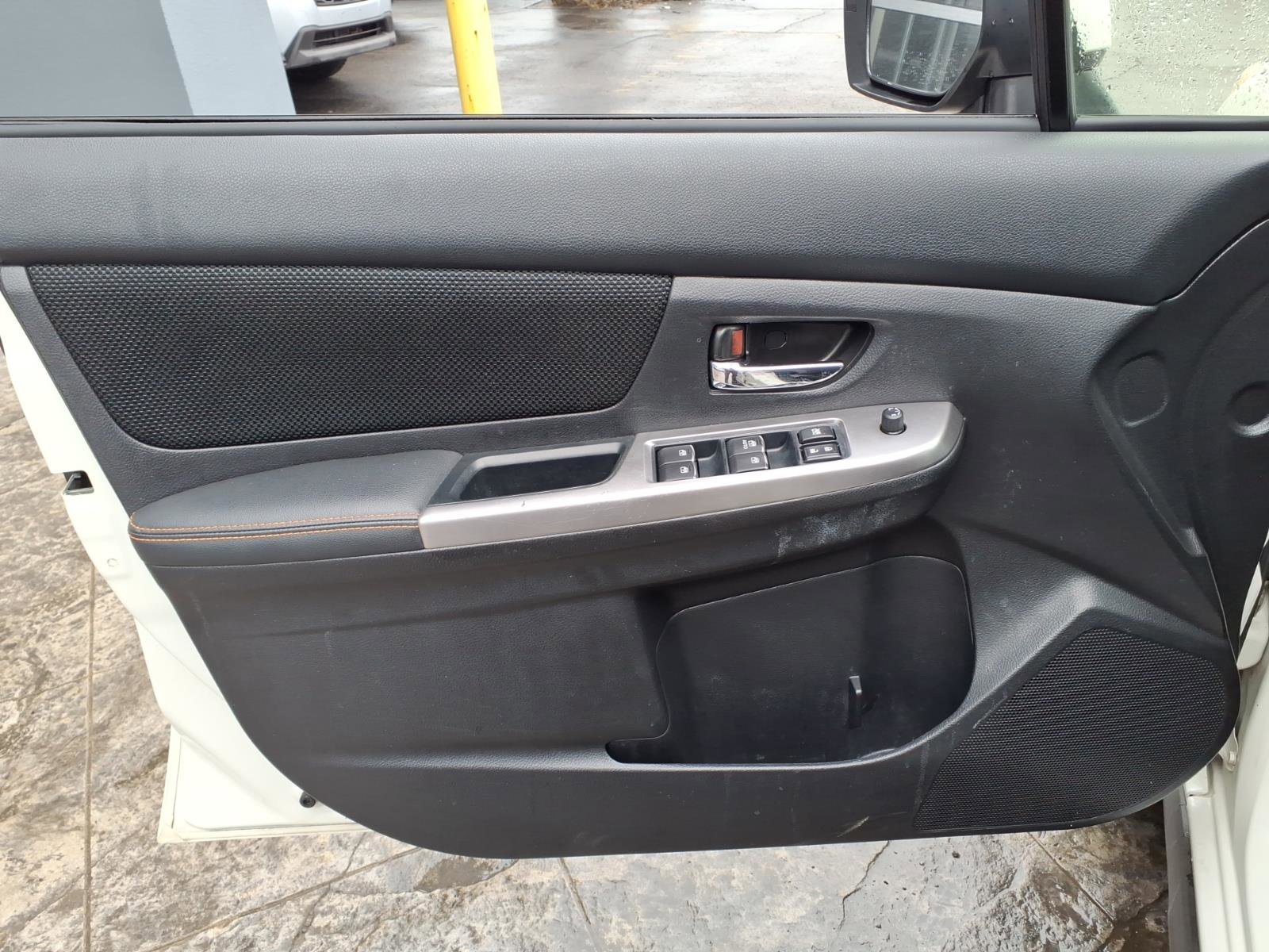 Used 2016 Subaru Crosstrek 2.0i Premium image 14