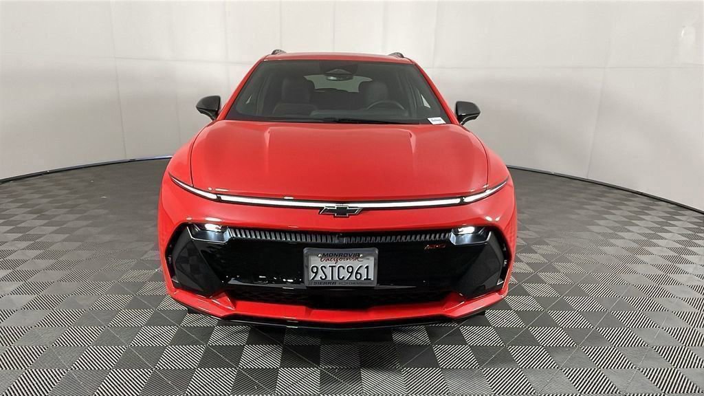 Used 2025 Chevrolet Equinox EV RS image 9