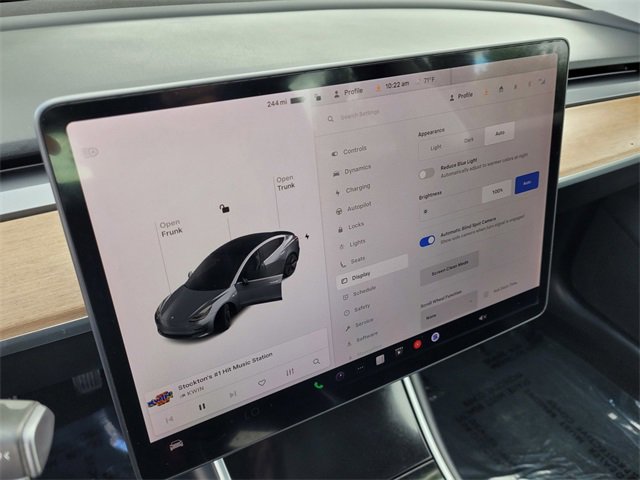Used 2018 Tesla Model 3 Long Range image 13