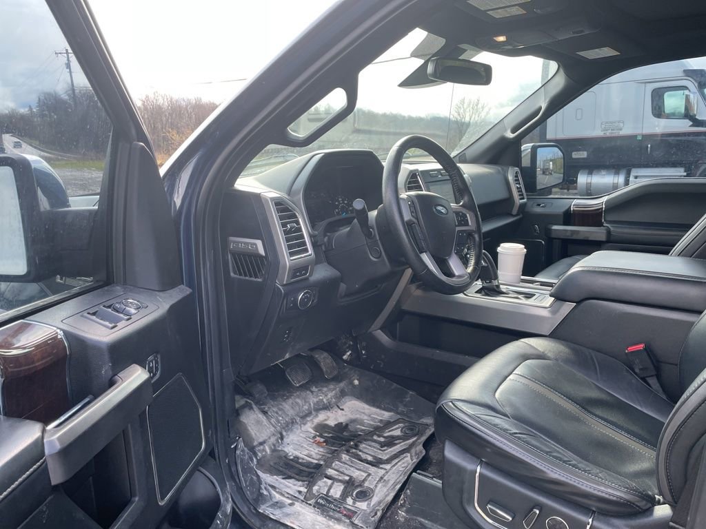 Used 2016 Ford F150 Platinum w/ Equipment Group 701A Luxury image 12