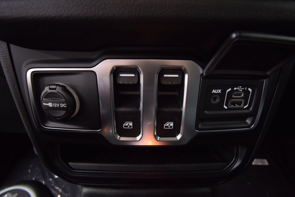 New 2026 Jeep Wrangler Sport AWD/4WD image 25