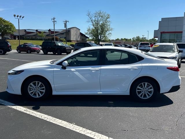 Used 2026 Toyota Camry LE FWD image 6