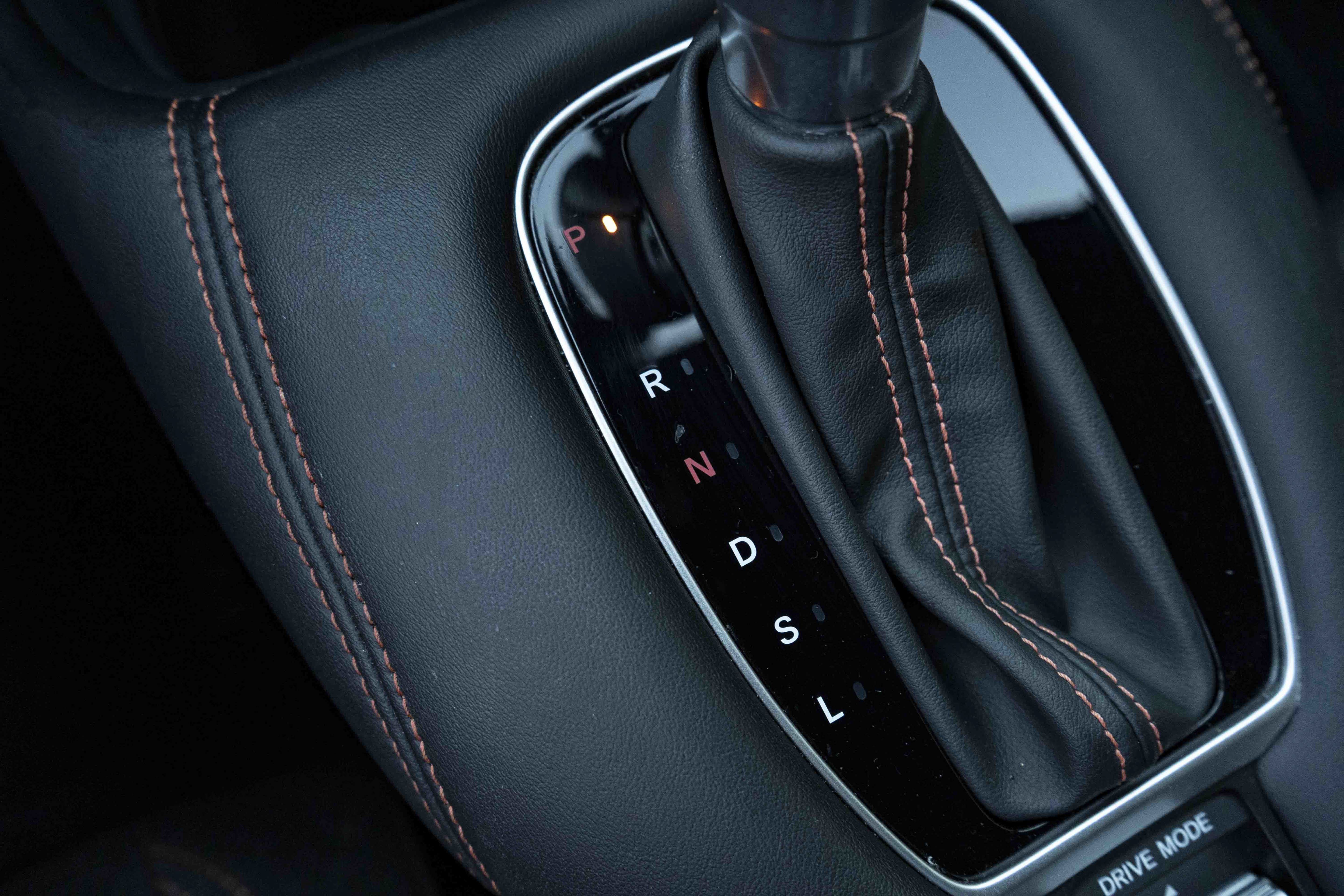 Certified 2025 Honda HR-V Sport image 31