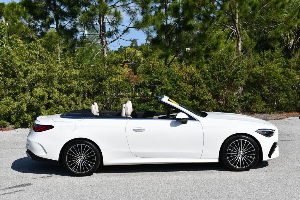 Used 2024 Mercedes-Benz CLE 450 4MATIC Cabriolet image 41