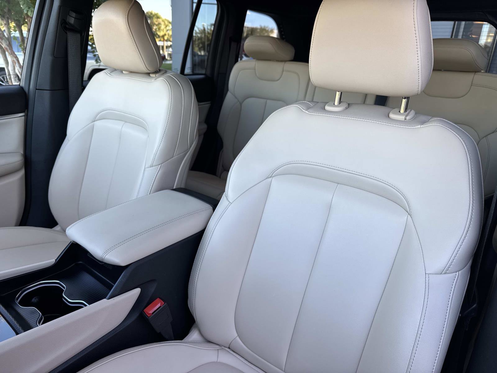 Used 2024 Jeep Grand Cherokee Limited w/ MOPAR Finishing Package image 21