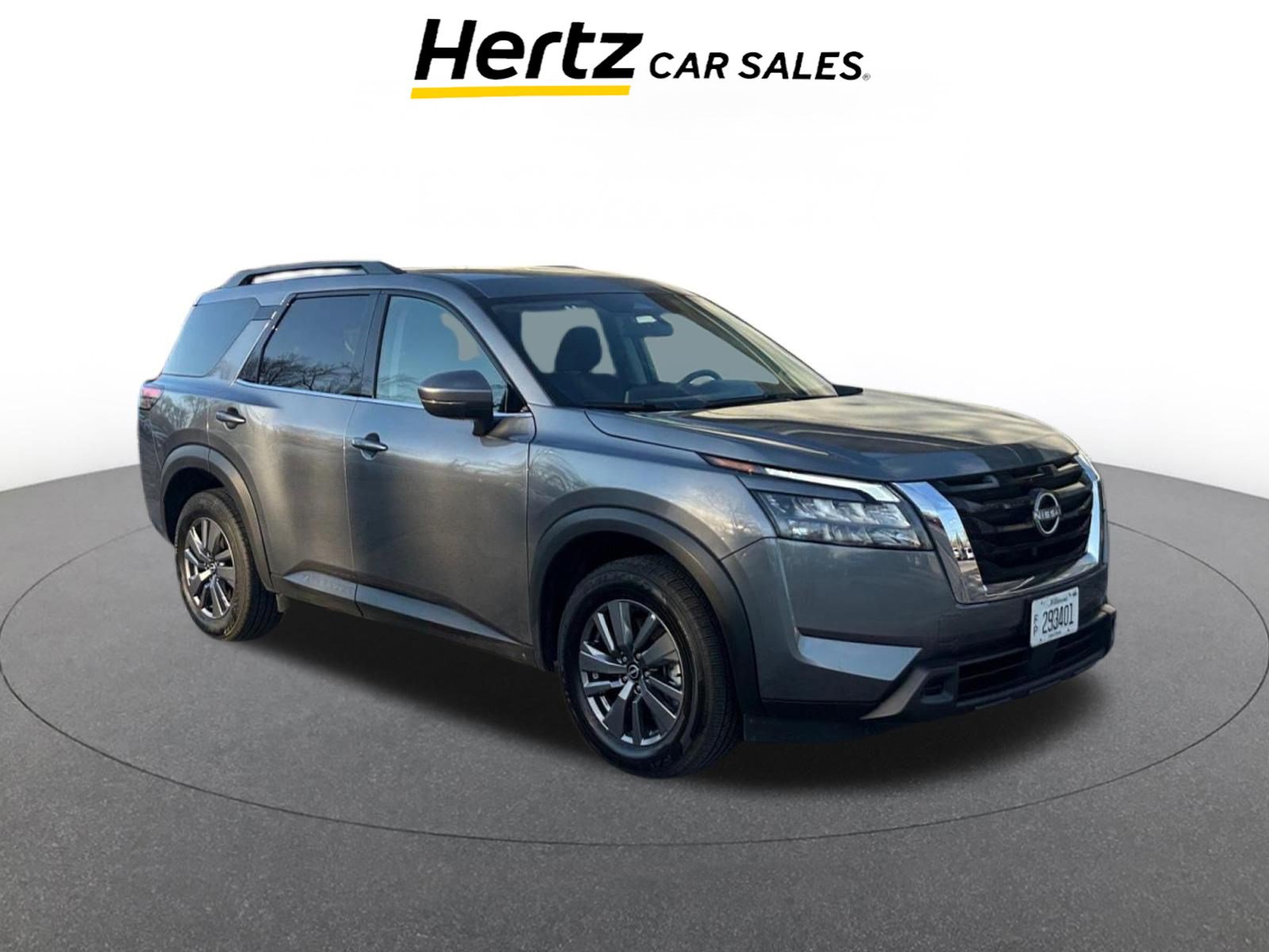 Used 2025 Nissan Pathfinder SV image 1