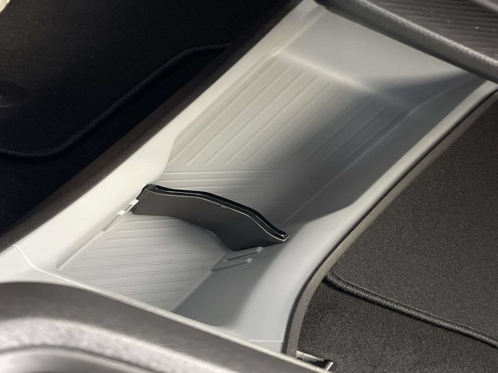 New 2027 Chevrolet Bolt LT FWD image 20