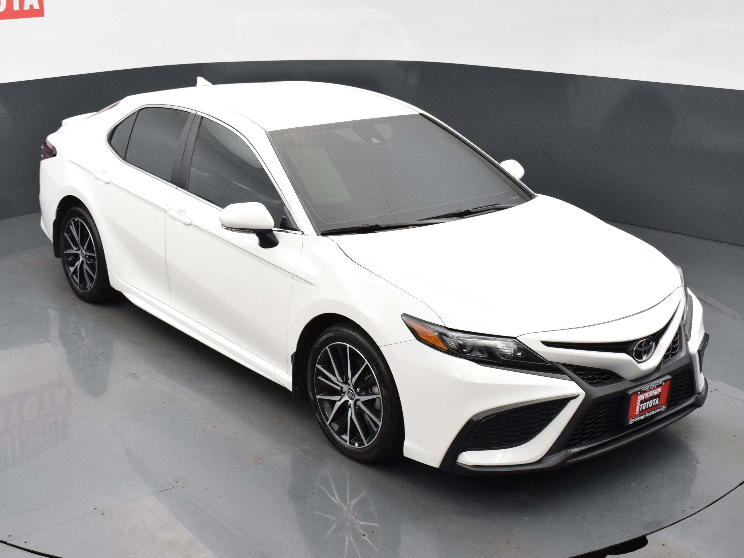 Used 2024 Toyota Camry SE w/ Cold Weather Package AWD/4WD image 23