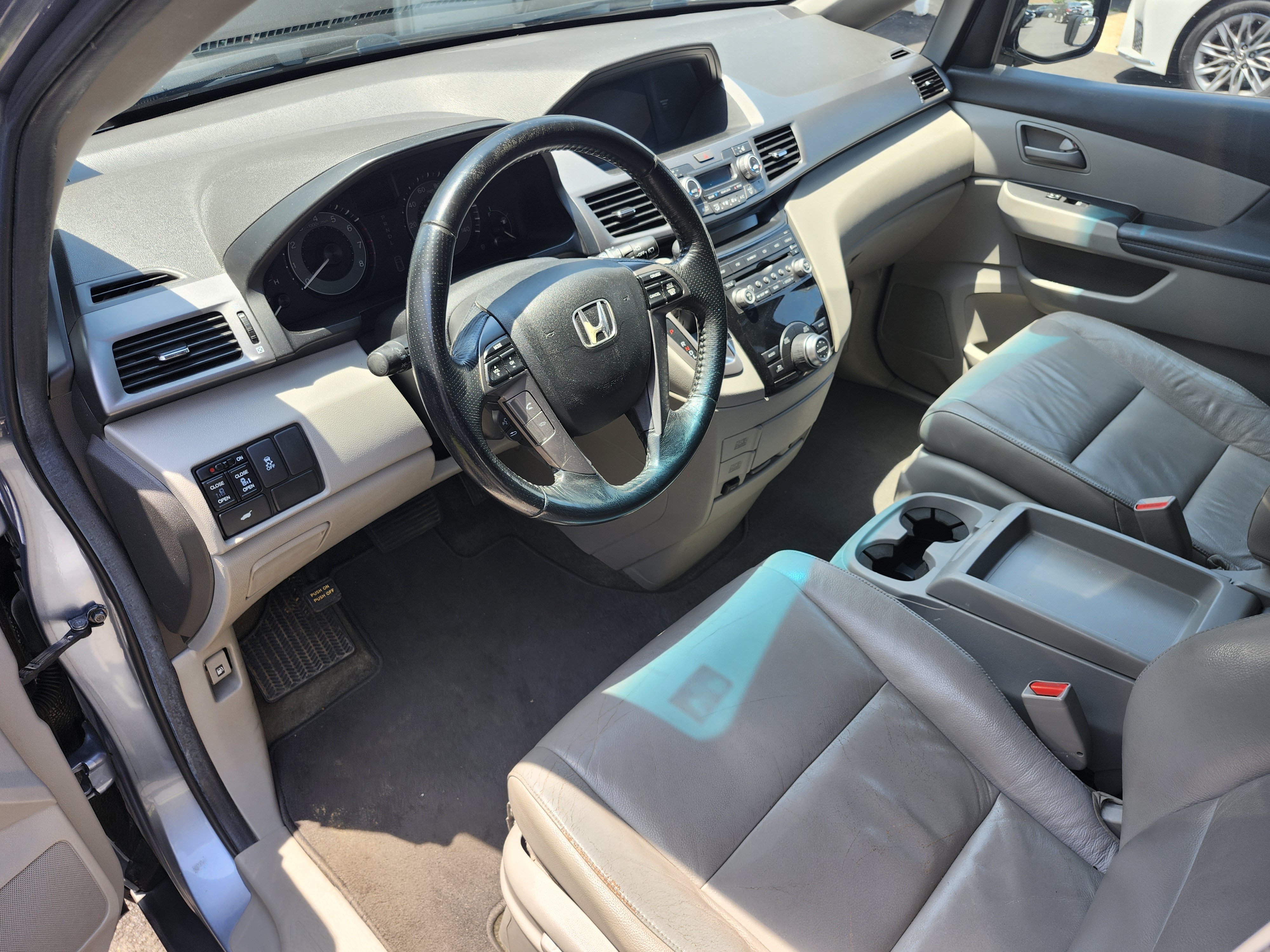 Used 2012 Honda Odyssey EX-L image 4