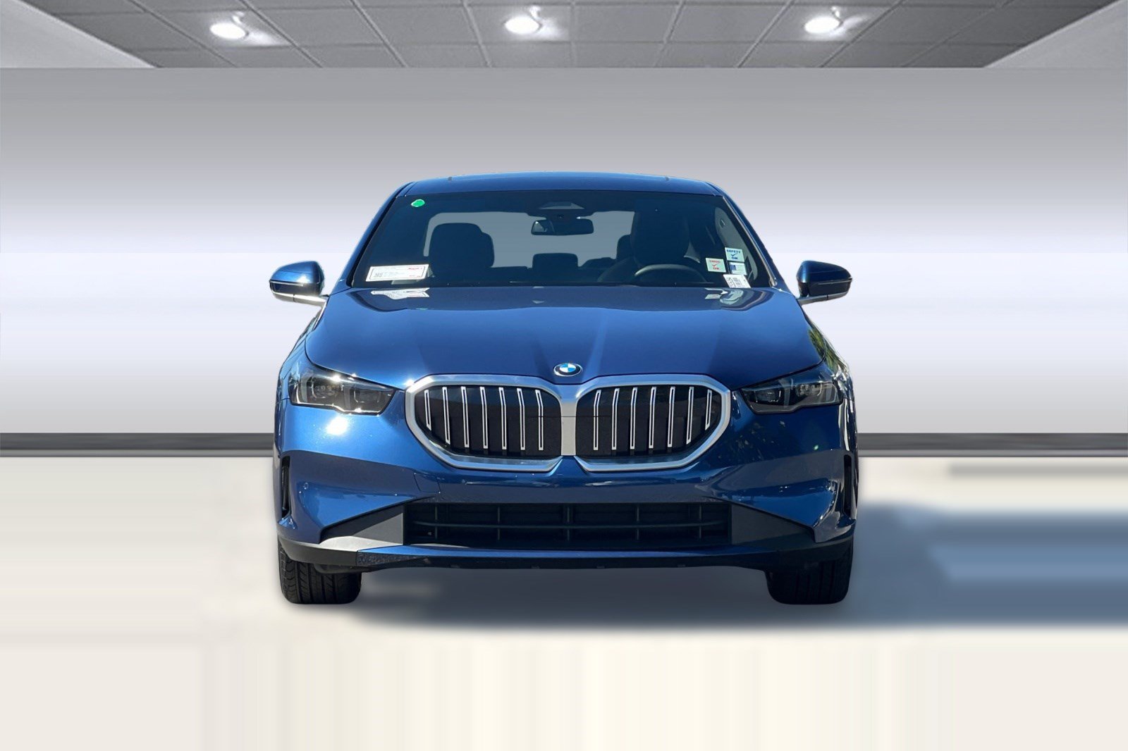Used 2024 BMW 540i xDrive w/ Convenience Package AWD/4WD image 5