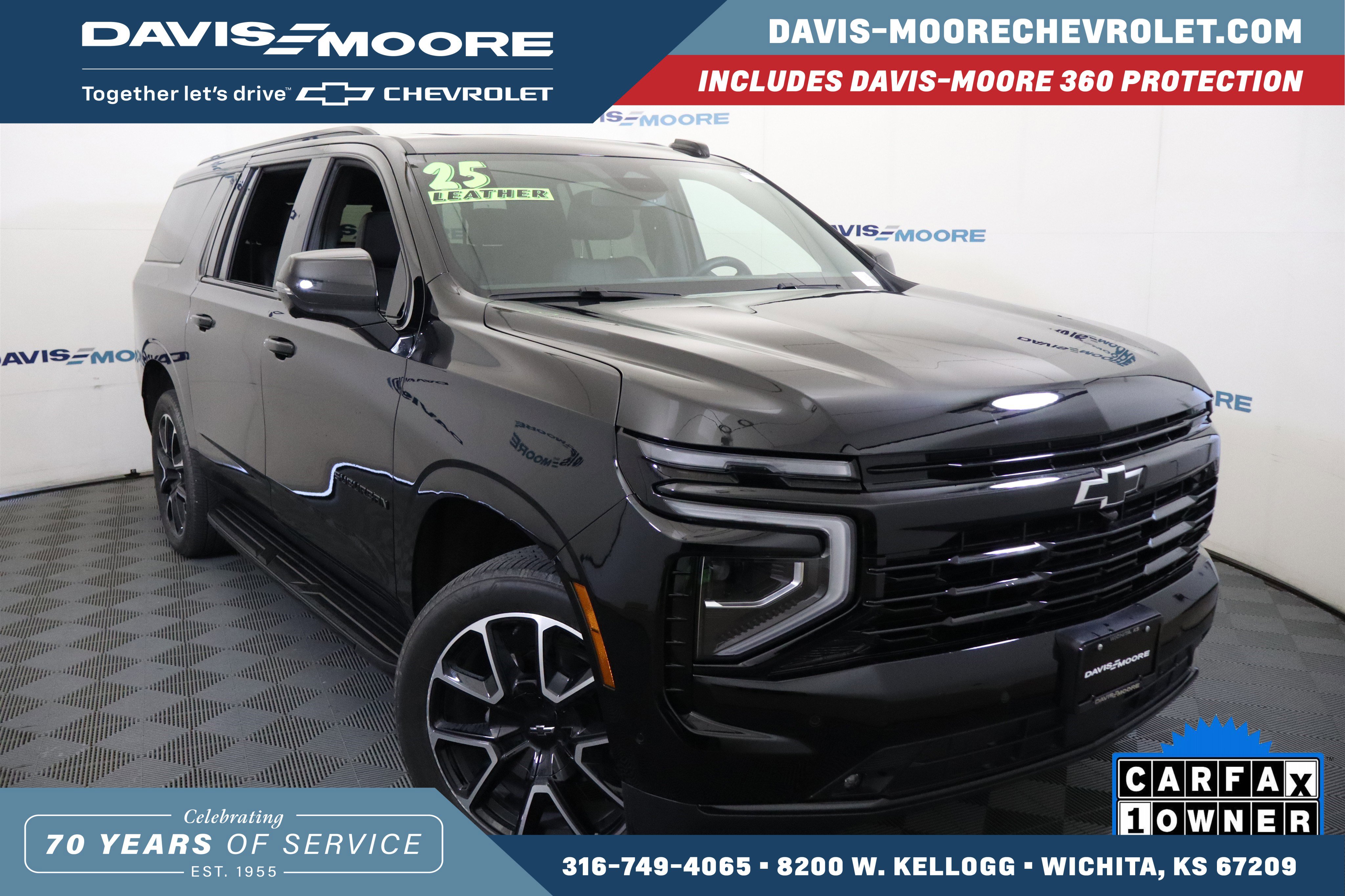 Used 2025 Chevrolet Suburban RST w/ Comfort Package AWD/4WD image 1