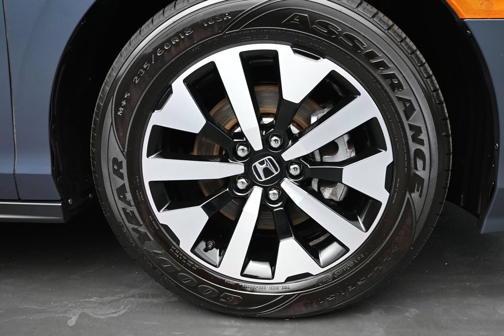 Used 2025 Honda Odyssey EX-L image 10