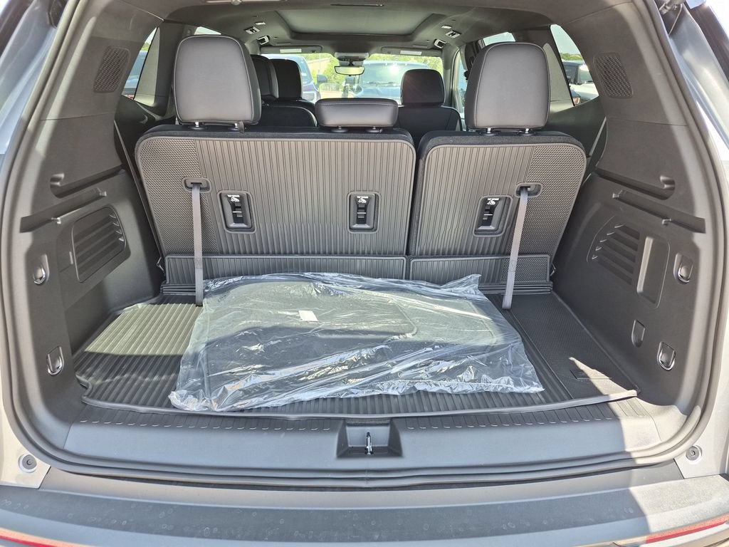 New 2026 GMC Acadia Elevation w/ Black Edition FWD image 45