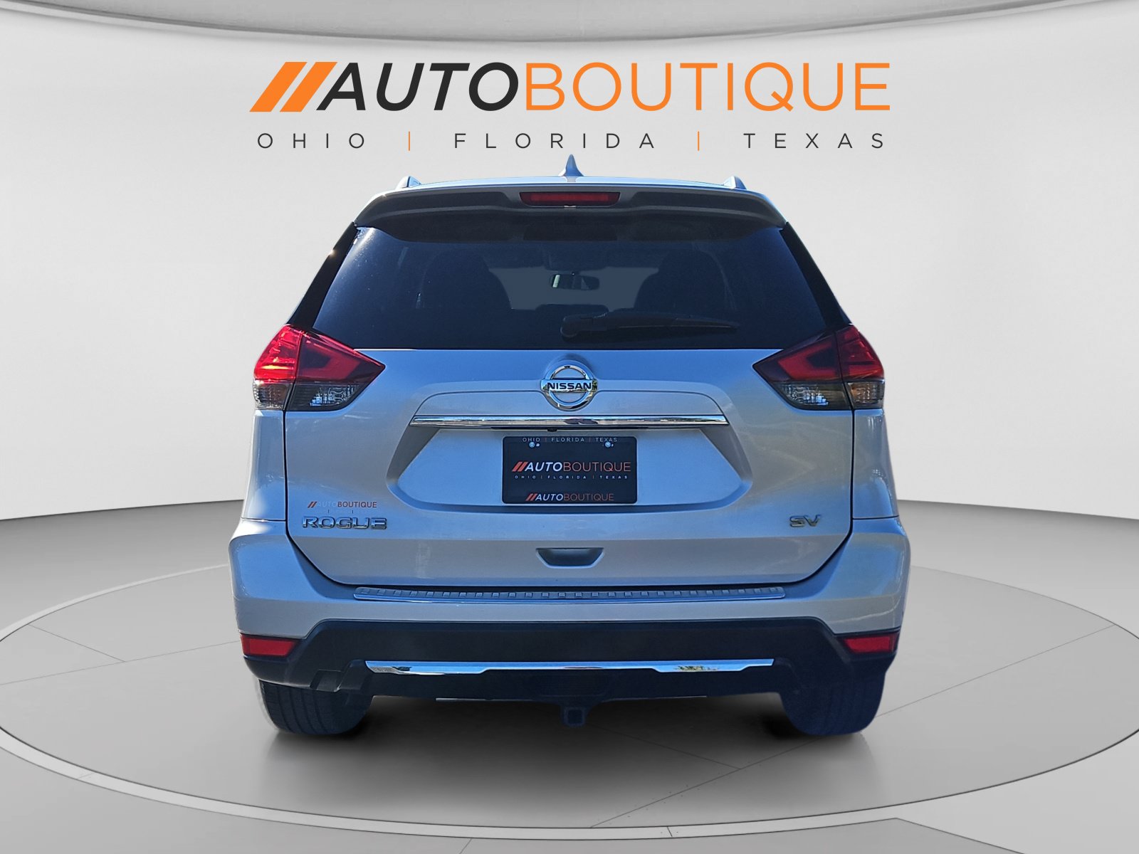 Used 2017 Nissan Rogue SV FWD image 4