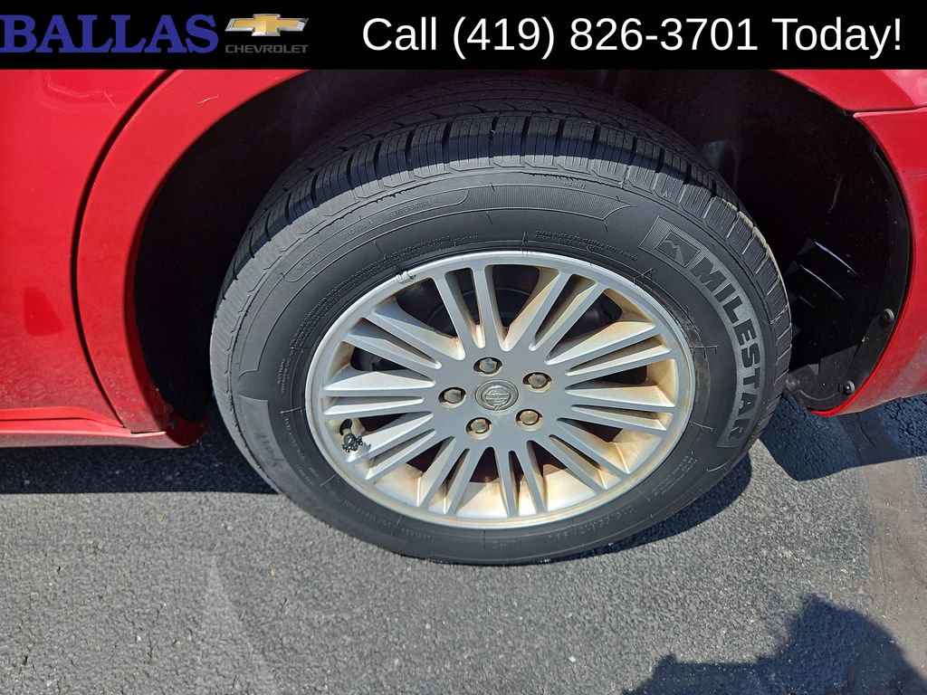 Used 2010 Chrysler 300 Touring Plus RWD image 32