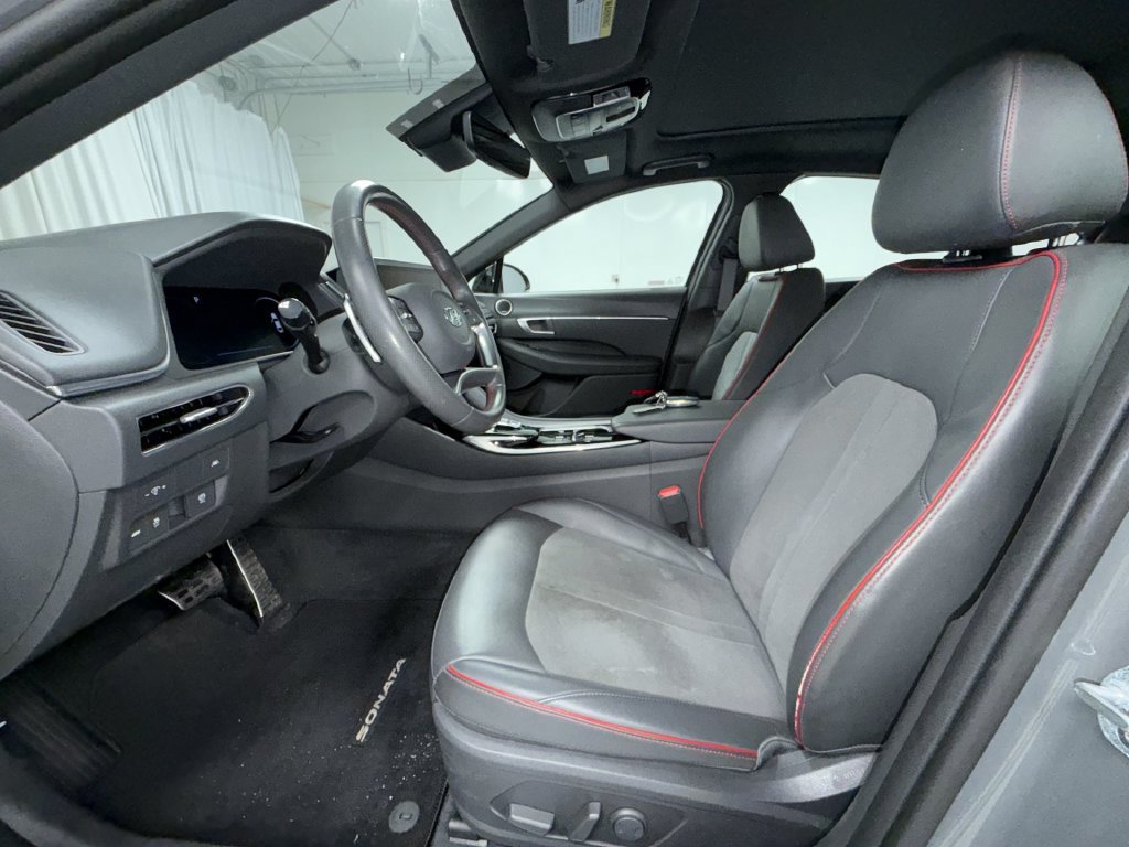 Used 2020 Hyundai Sonata SEL Plus w/ Tech Package FWD image 12