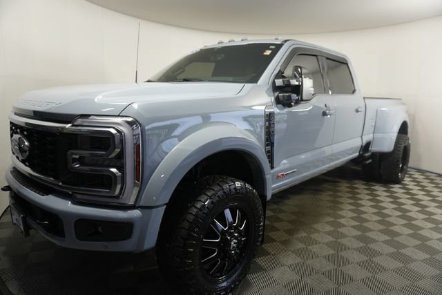 Used 2025 Ford F450 Platinum w/ FX4 Off-Road Package AWD/4WD image 7