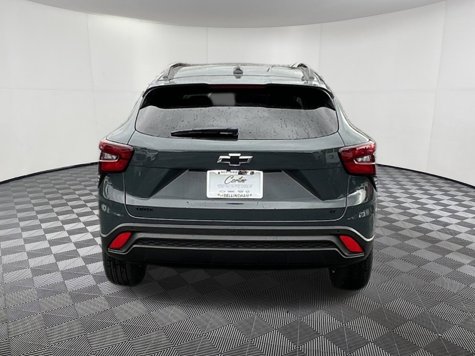 New 2026 Chevrolet Trax LT w/ Driver Confidence Package image 5