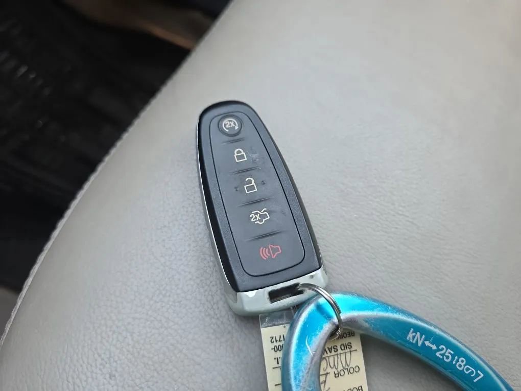 Used 2016 Ford Escape Titanium AWD/4WD image 37