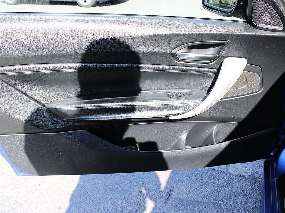 Used 2015 BMW M235i Coupe w/ Premium Package image 8