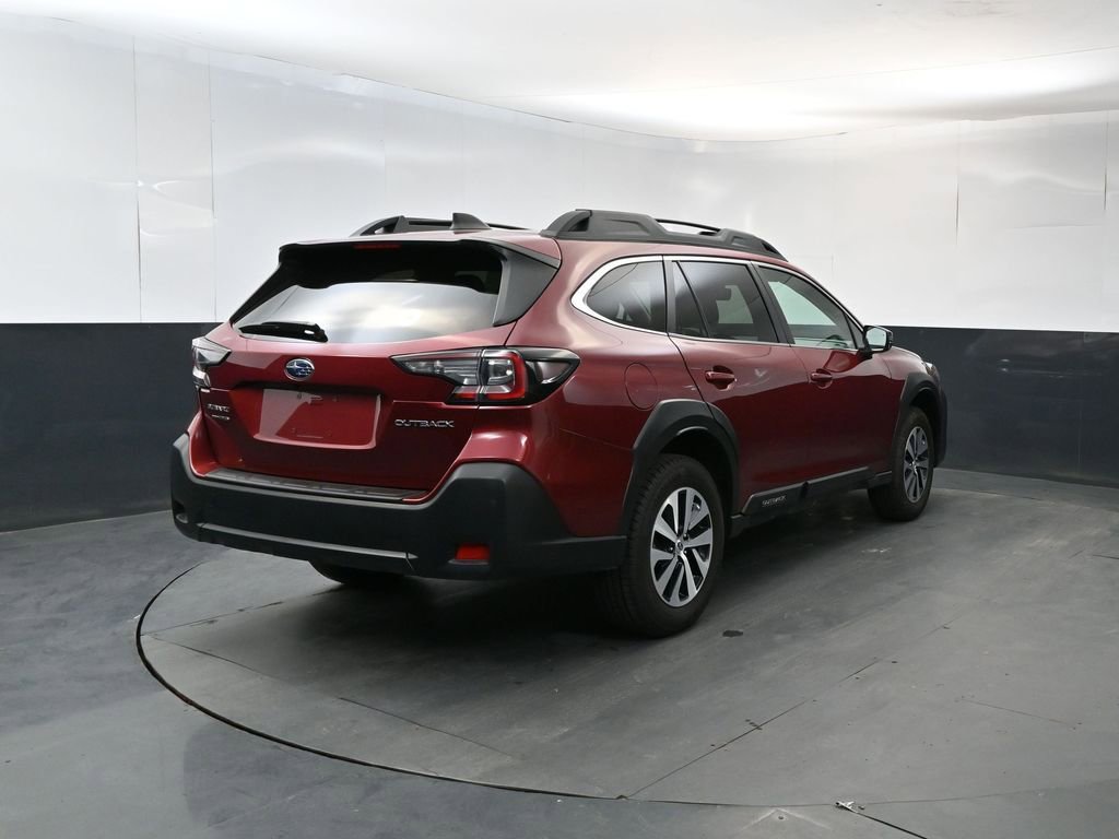 Used 2024 Subaru Outback Premium AWD/4WD image 5