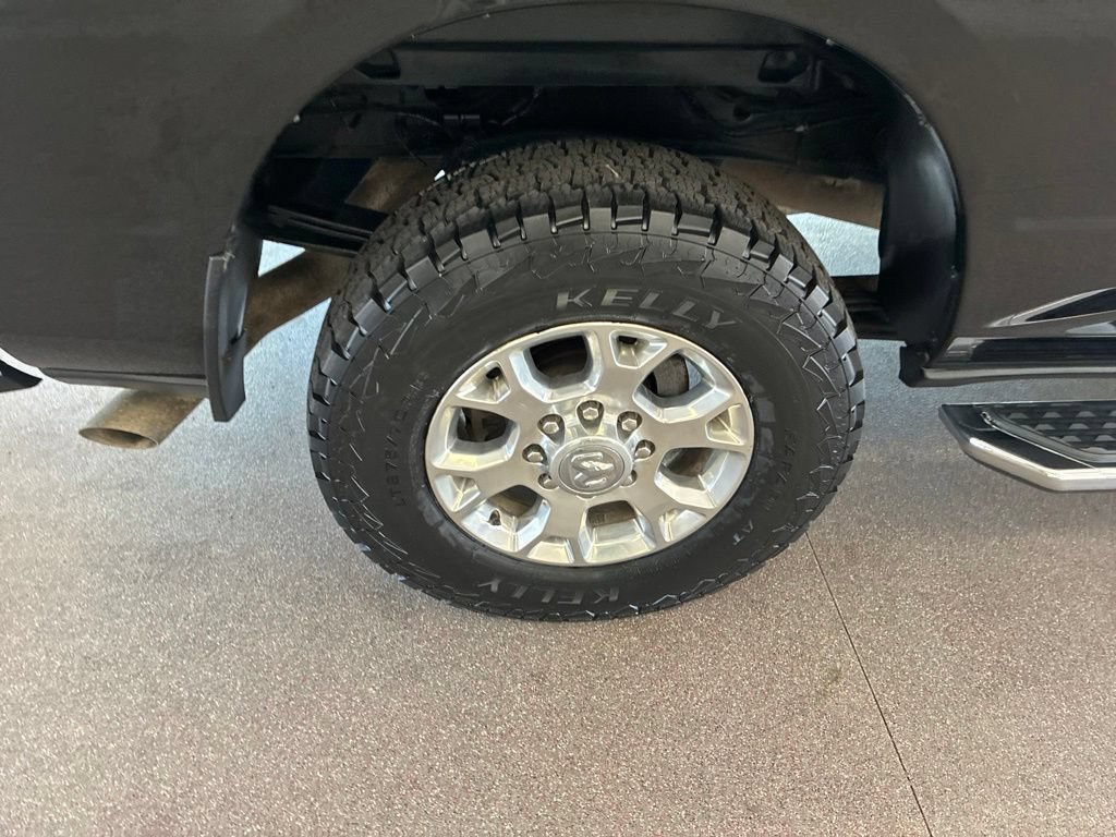 Used 2023 RAM 3500 Laramie AWD/4WD image 36