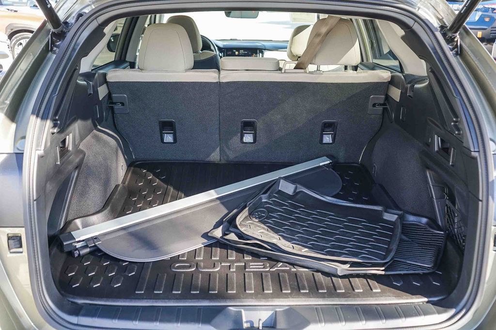 Certified 2025 Subaru Outback Premium image 30