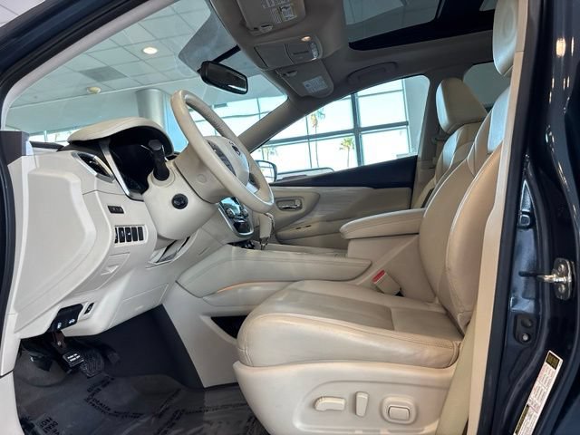 Used 2017 Nissan Murano Platinum w/ Platinum Technology Package AWD/4WD image 12