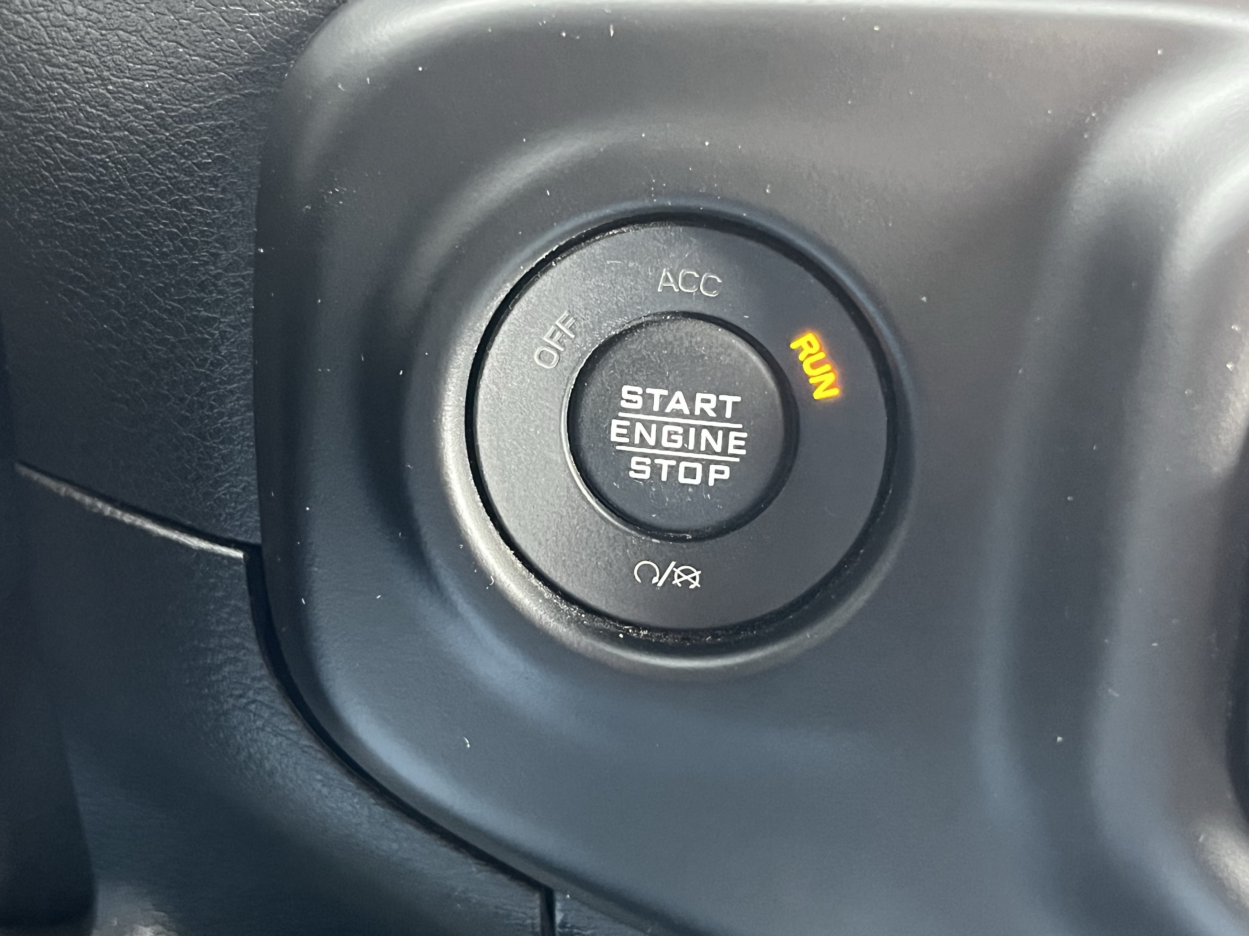 Used 2021 Jeep Gladiator Sport AWD/4WD image 32