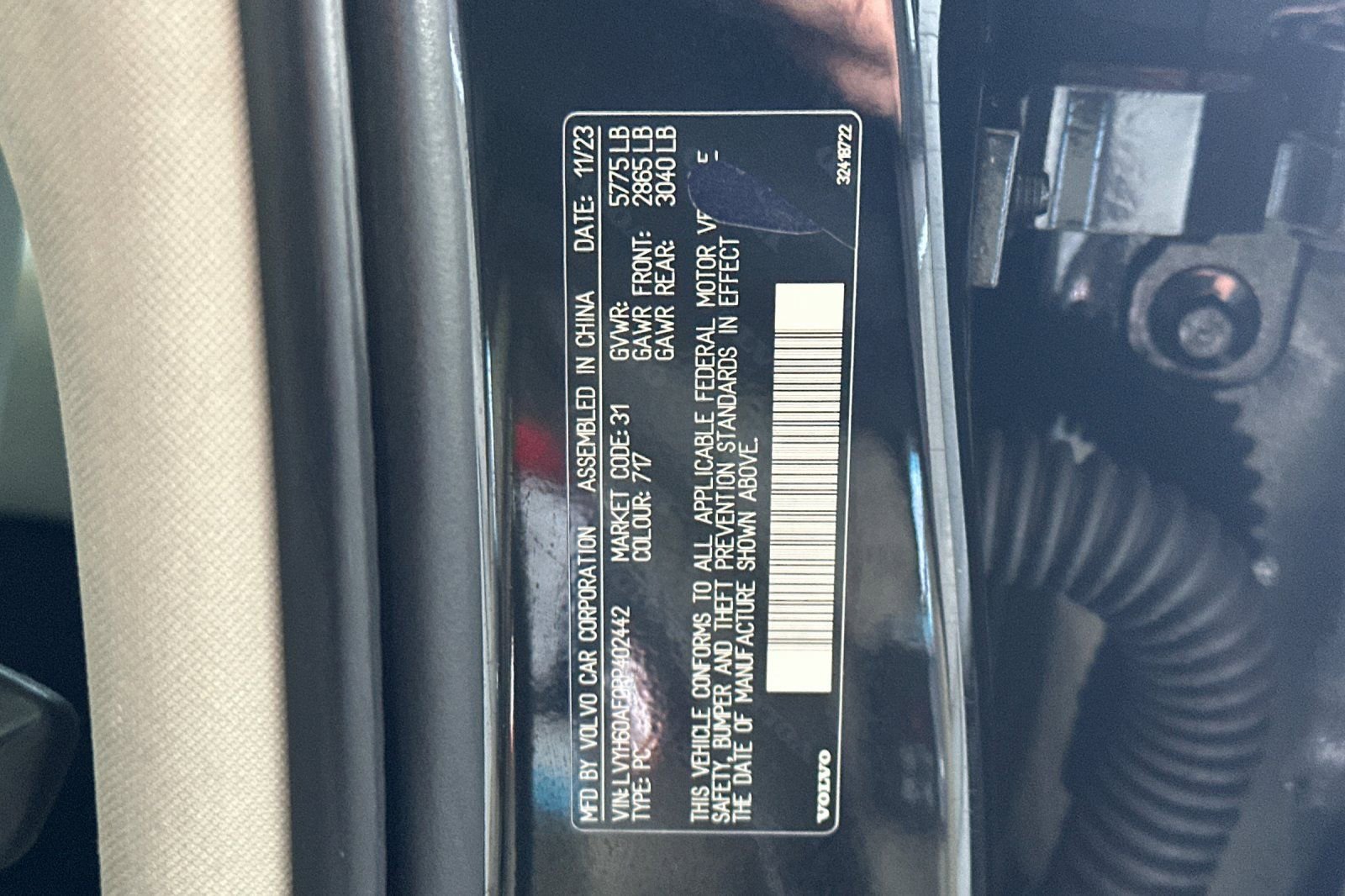 Used 2024 Volvo S90 T8 Ultimate image 29