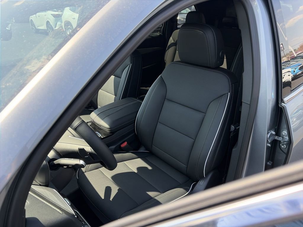 New 2026 Buick Enclave Preferred w/ Power Package image 17