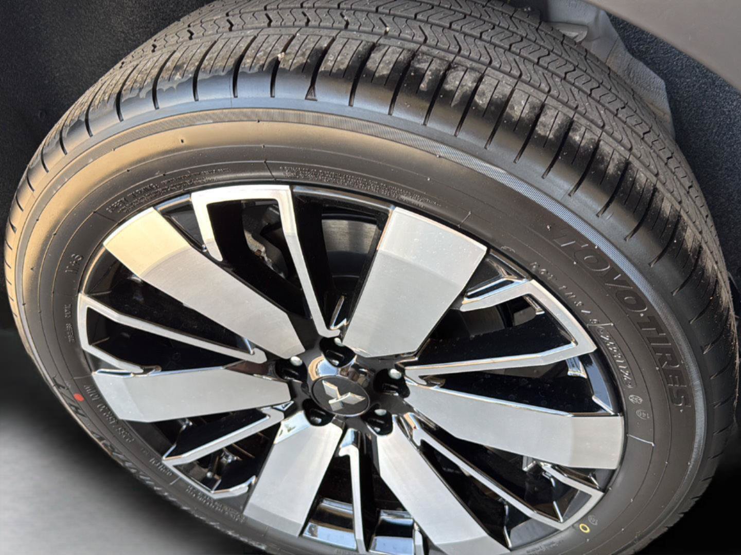 New 2026 Mitsubishi Outlander SEL FWD image 11