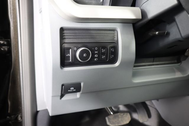 Used 2025 Ford F250 XLT w/ FX4 Off-Road Package image 42