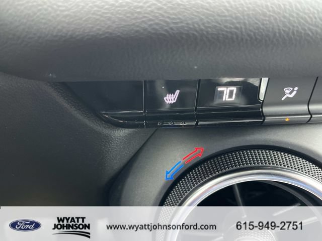 Used 2024 Chevrolet Blazer LT FWD image 37
