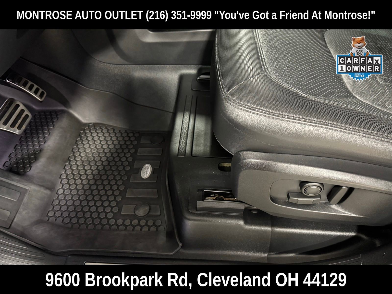 Used 2022 Land Rover Defender 110 X-Dynamic SE image 16