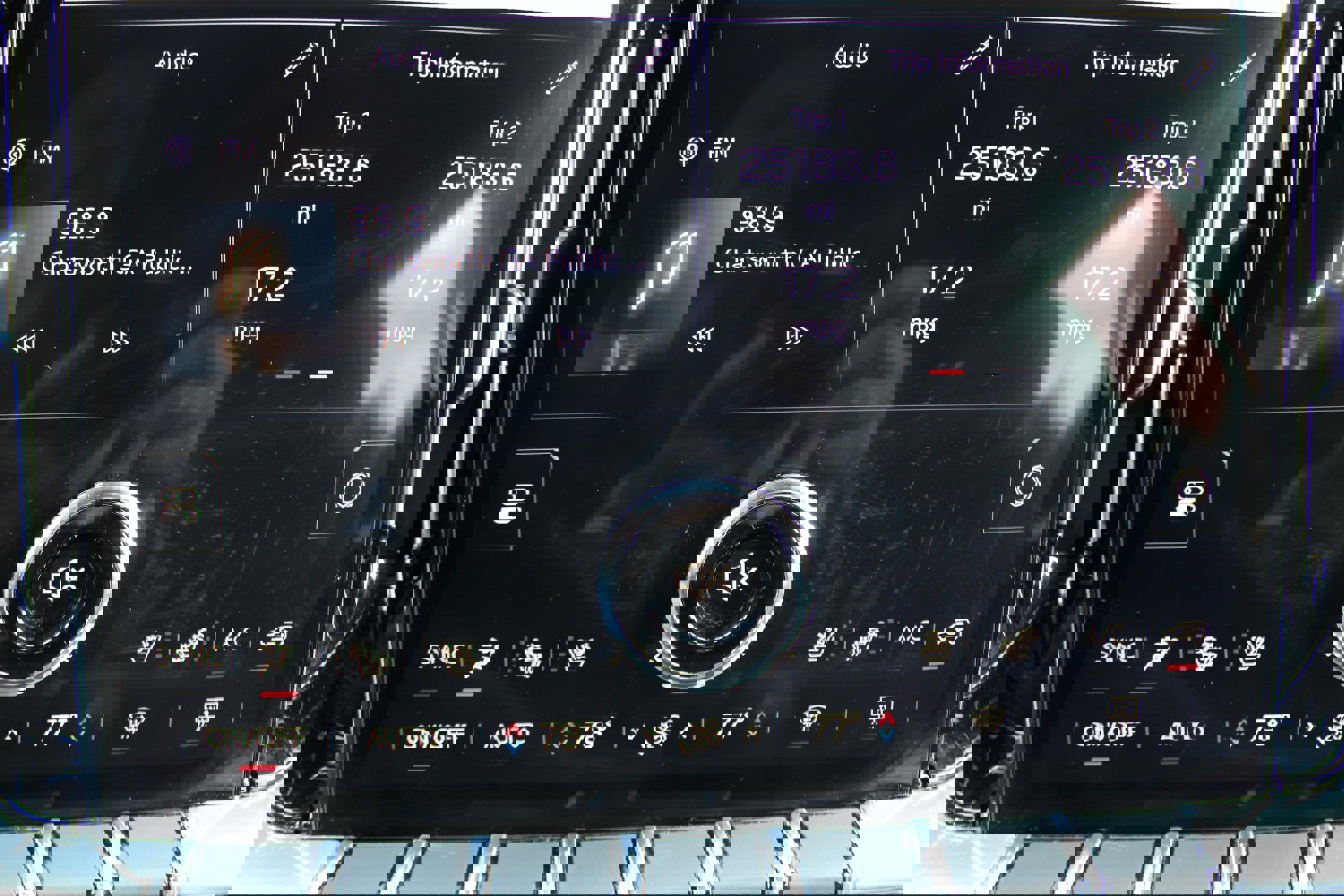 Used 2025 GMC Yukon Denali image 29