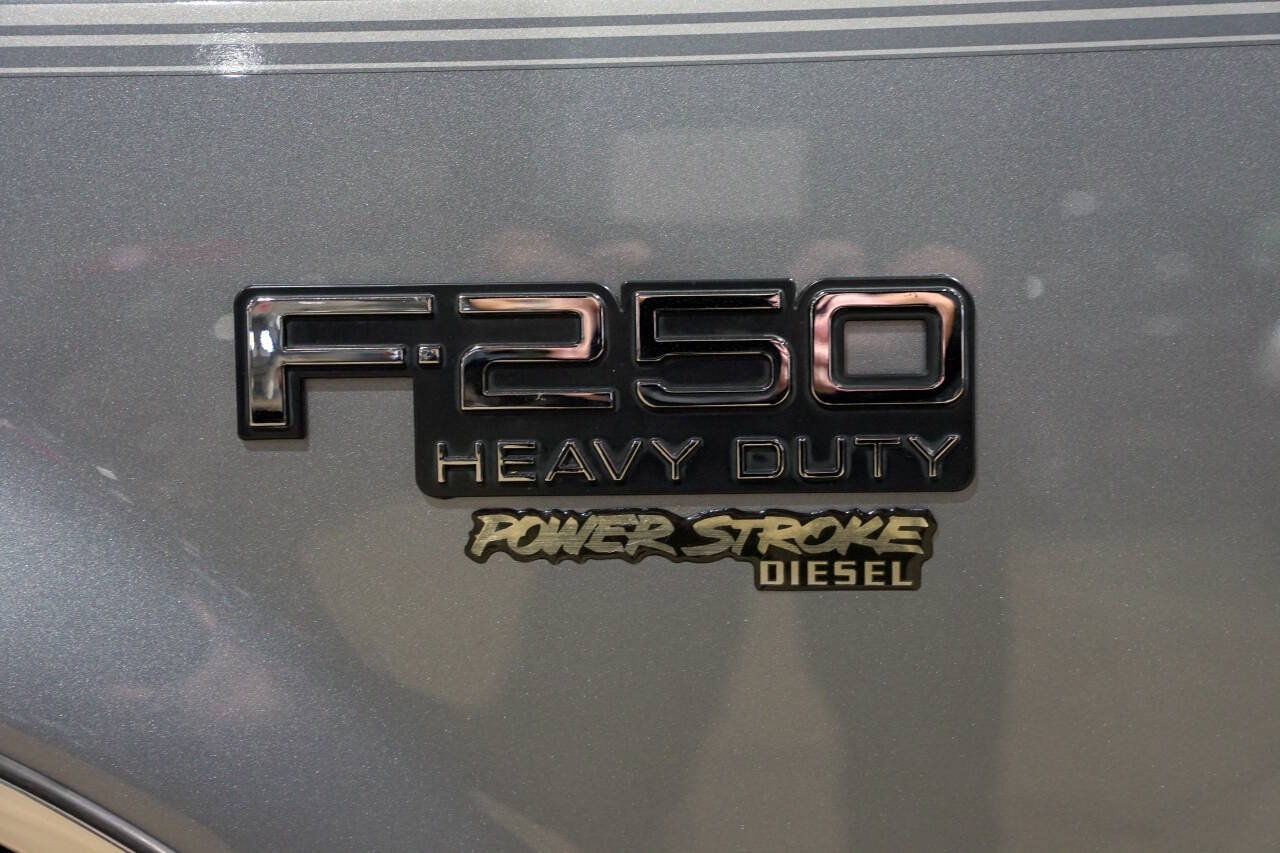 Used 1997 Ford F250 2WD Regular Cab Heavy Duty image 22