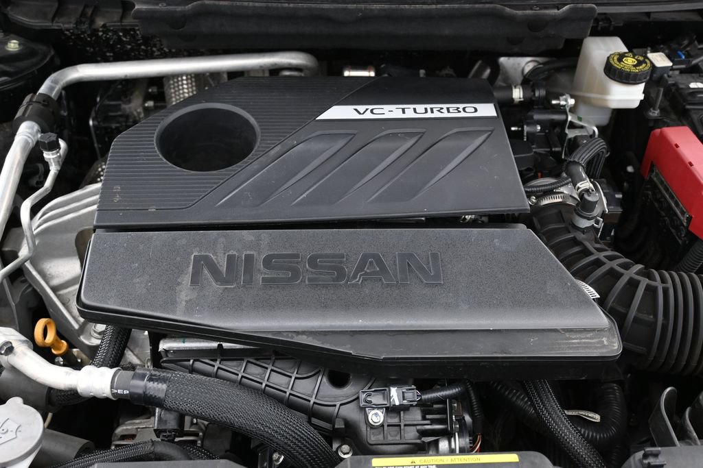 Used 2023 Nissan Rogue SV FWD image 39